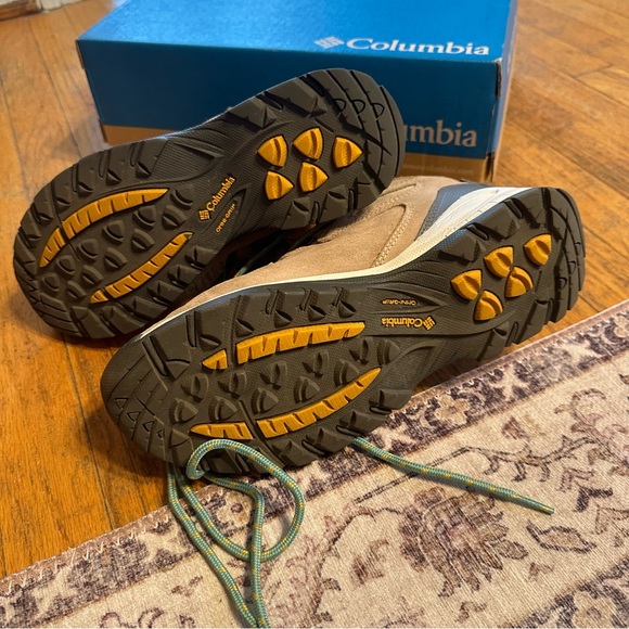 Columbia Women’s Newton Ridge™ Plus Waterproof Amped Hiking Boot size 9.5 - Picture 5 of 7